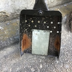 中古　竹箒　ほうき　穴あき溝シャベル　7点セット　の画像