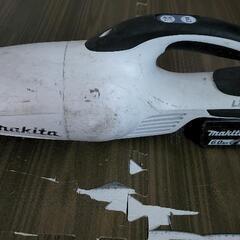 マキタ　コードレス掃除機　18V バッテリー付き