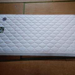マットレス　シングル　汚れあります