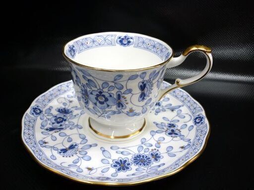 NARUMI ボーンチャイナ 陶磁器製カップ＆ソーサー 6客 ☆NARUMI BORN