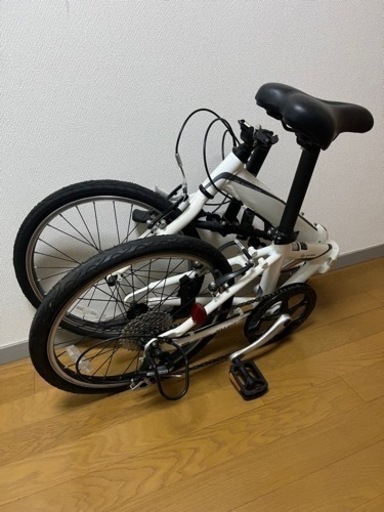 （取引終了）簡単に運べて何処でもチョイ乗り　折りたたみ自転車