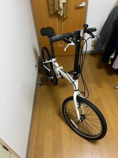 （取引終了）簡単に運べて何処でもチョイ乗り　折りたたみ自転車