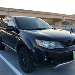 三菱 アウトランダー4WD