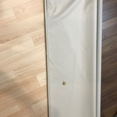ロールスクリーン　ベージュ