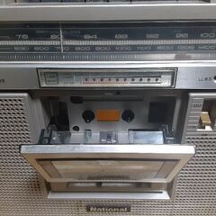 昭和レトロなラジカセ📻️