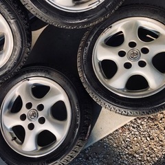 冬タイヤ 195/55R15 トヨタ純正プリウスα等用PCD114.3アルミ付スタッドレス バリ山4本組の画像