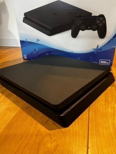 【終了】PS4ジェット・ブラック500GB CUH-2000AB01 箱付き
