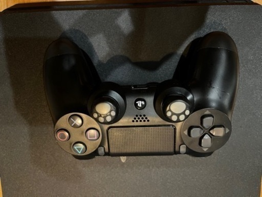 【終了】PS4ジェット・ブラック500GB CUH-2000AB01 箱付き
