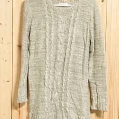 ニットセーター　ベージュ　m