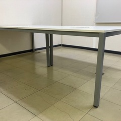 最終値下げします。ミーティングテーブル&オフィスチェア×8脚の画像