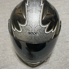 BEONフルフェイス　ほぼ新品未使用