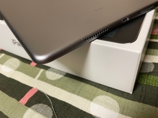 【決まりました】iPad Pro 10.5 (2017) 64GB Wi-Fi スペースグレイ 