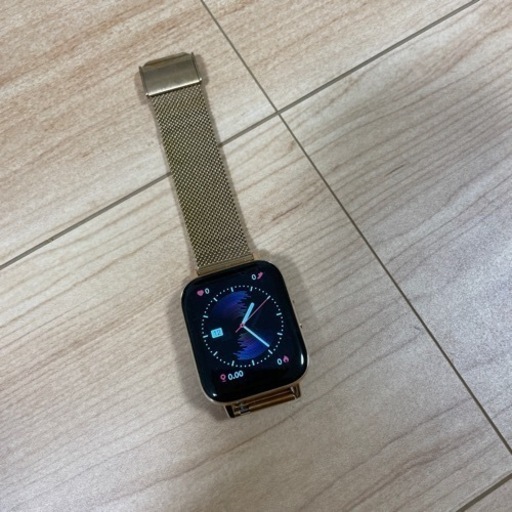 【受渡者決まりました】スマートウォッチ　ゴールド
