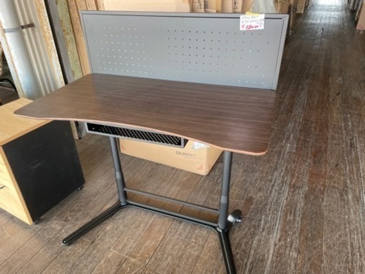 パソコンデスク3,800円