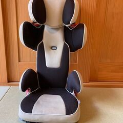 タカタ　ジュニアシート（3歳~12歳）差し上げます