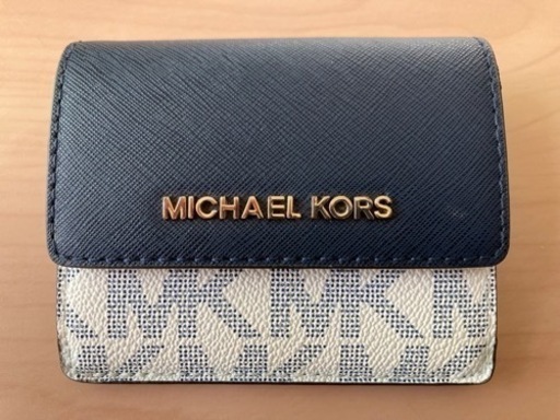MICHAEL KORS カードパスケース