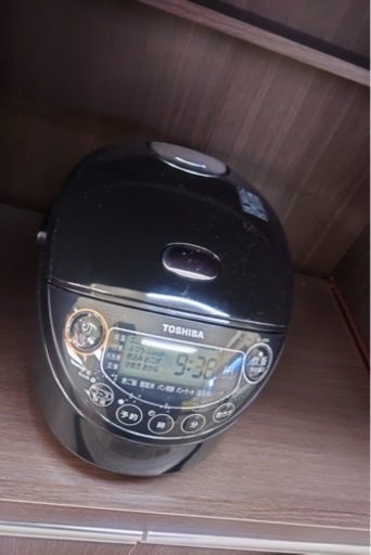 炊飯器　TOSHIBA 2018年　中古