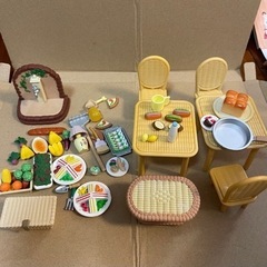 ★お取引き中です★沢山のお問合わせありがとうございました🙇‍♀️シルバニアファミリー 家、家具、人形セットの画像