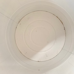 中古 ふた付きがうれしい♪シンプルで使いやすいIKEAのゴミ箱　他　収納ボックス　アイアンBOX　KNODD クノッド　２色　【R】　の画像