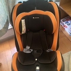 チャイルドカーシート