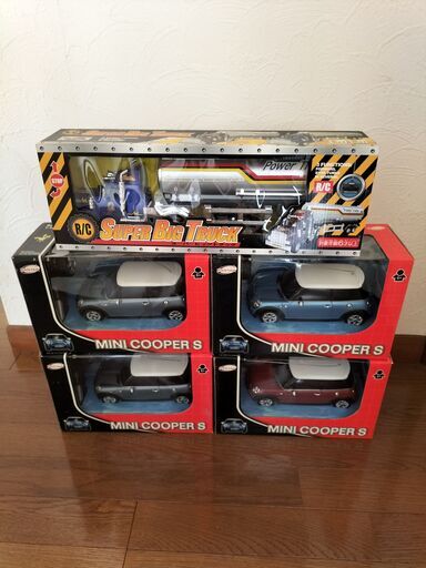 ミニクーパーラジコン4台セット+トラックラジコンセット