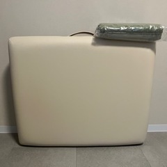 <<マッサージベッド>>