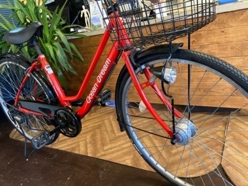 【前後タイヤ新品！LEDオートライト】6段変速　26インチ自転車　レッド