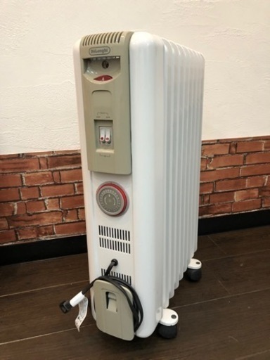 デロンギ　オイルヒーター　3年使用　引き渡し相手決定しました！
