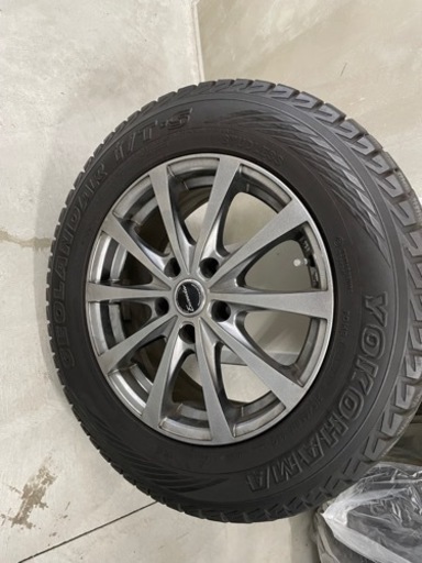 エクストレイル着用　スタッドレス　4本目AW付