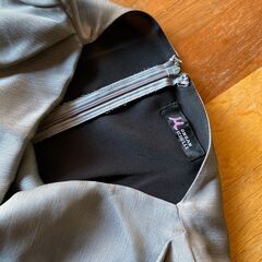 ★レディースドレス☆グレーシルバー★ノースリーブ☆☆☆ワンコイン500円★の画像