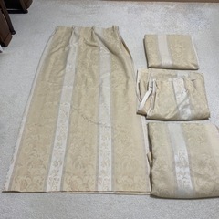カーテン4枚セット(used)