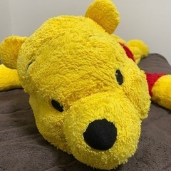 ディズニーリゾート公式　プーさん　特大ぬいぐるみの画像