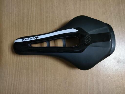 自転車サドル