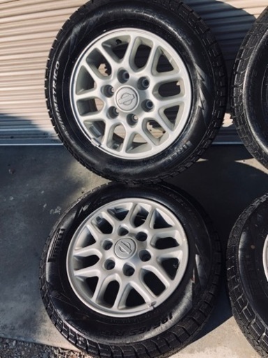 冬タイヤ 195/65R15 日産純正アルミ付きバリ山スタッドレス