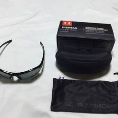 B04-17 新品 UNDER ARMOUR アンダーアーマー　ファッション　サングラス　ハードケース・巾着袋付き （ブラック/Ｆ）の画像