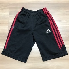 【成約済】ハーフパンツ　adidas スポーツ用　120