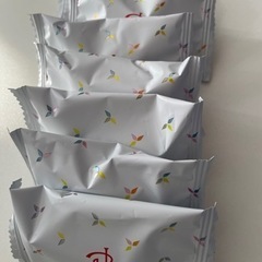 お菓子　PierreHerme 0円