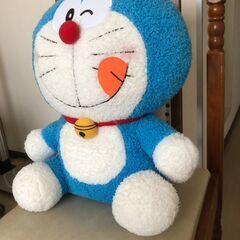 クリスマスプレゼントのおまけに如何！大きなドラえもん　ぬいぐるみ！の画像
