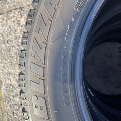 売り切り　中古スタッドレス225/55R17の画像