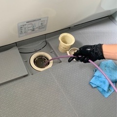 ☆配水管洗浄☆ビルメンテナンス作業員の画像