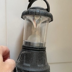ランタン ライト　乾電池式　携帯型 防災 キャンプ 登山 ハイキング