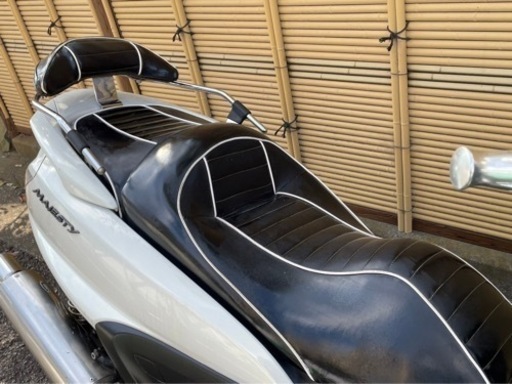 ライトカスタム‼︎ 【YAMAHA グランドマジェスティ】ホワイトカラー‼︎