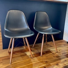 イームズ風　ダイニングチェア2脚