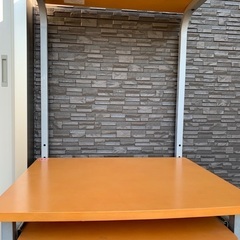 パソコンデスクの画像