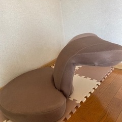 リクライニング付き座椅子の画像