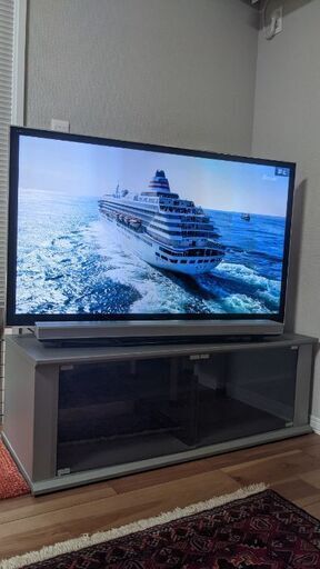 Panasonic　50インチ　テレビ台とサウンドバー付