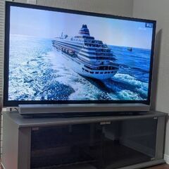 Panasonic　50インチ　テレビ台とサウンドバー付