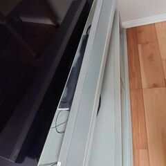 Panasonic　50インチ　テレビ台とサウンドバー付の画像