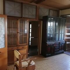 家具　鏡　アイロン台　ガラスケース…等　無料で差し上げます。