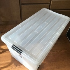 【コオロギ飼育などに】衣装ケース